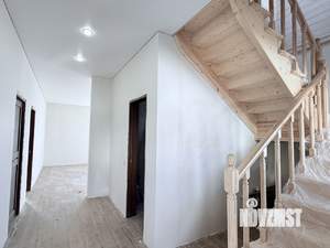 Дом 160м², 2-этажный, участок 10 сот.  