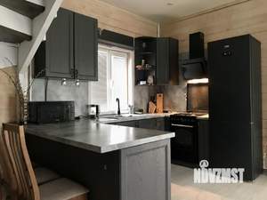 Дом 140м², 2-этажный, участок 9 сот.  
