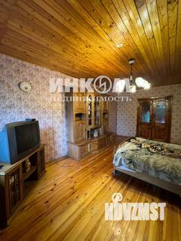 Дом 230м², 2-этажный, участок 15 сот.  