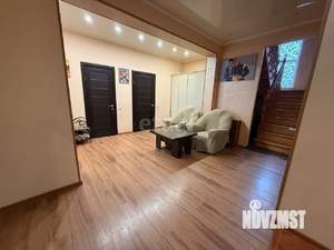 Дом 225м², 2-этажный, участок 6 сот.  