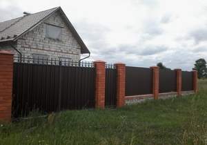 Дом 140м², 2-этажный, участок 10 сот.  
