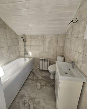 Дом 170м², 2-этажный, участок 10 сот.  