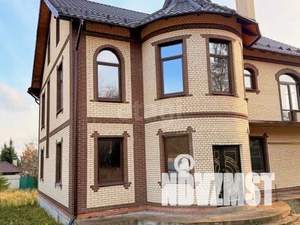 Дом 290м², 2-этажный, участок 14 сот.  