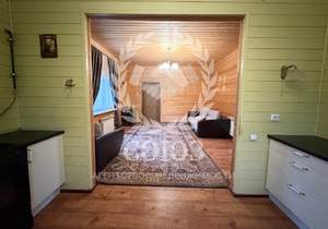 Дом 130м², 2-этажный, участок 15 сот.  