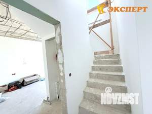 Дом 166м², 2-этажный, участок 10 сот.  