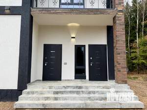 Дом 206м², 2-этажный, участок 12 сот.  