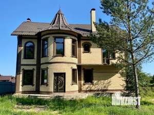 Коттедж 291м², 3-этажный, участок 14 сот.  