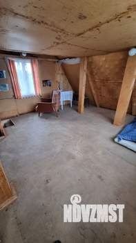 Дом 40м², 2-этажный, участок 6 сот.  