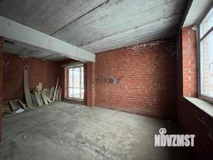 Дом 210м², 2-этажный, участок 8 сот.  