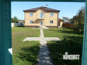 Дом 280м², 2-этажный, участок 15 сот.  