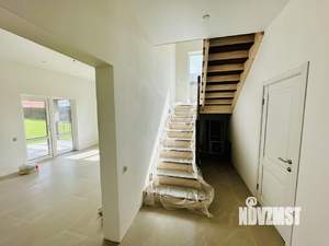 Дом 210м², 2-этажный, участок 12 сот.  