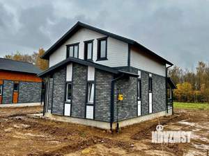 Дом 140м², 2-этажный, участок 7 сот.  