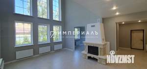 Дом 239м², 2-этажный, участок 15 сот.  