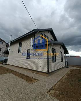 Дом 130м², 2-этажный, участок 6 сот.  