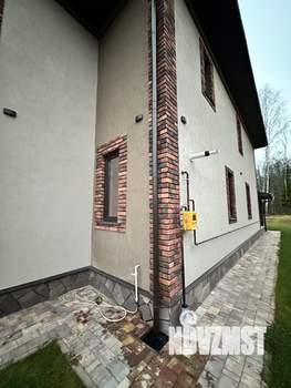 Коттедж 305м², 2-этажный, участок 15 сот.  