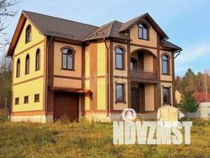 Дом 290м², 2-этажный, участок 14 сот.  