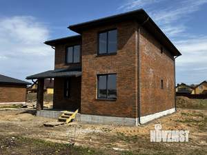 Дом 140м², 2-этажный, участок 10 сот.  