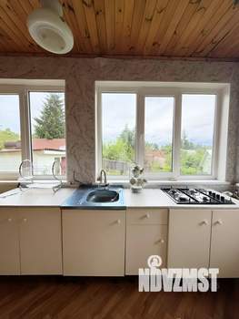 Дом 40м², 2-этажный, участок 6 сот.  