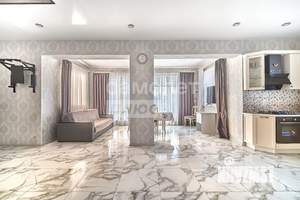 Дом 182м², 2-этажный, участок 9 сот.  