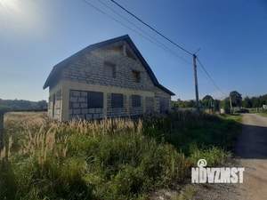 Дом 295м², 3-этажный, участок 14 сот.  