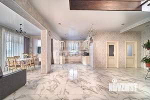 Дом 182м², 2-этажный, участок 9 сот.  