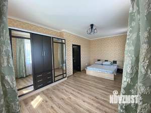 Дом 274м², 2-этажный, участок 15 сот.  