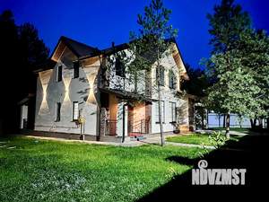 Дом 280м², 2-этажный, участок 12 сот.  