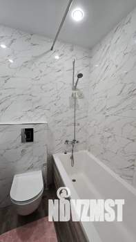 Студия квартира, посуточно, 32м2, 10/17 этаж