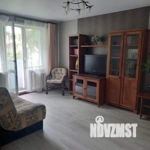 2-к квартира, посуточно, 43м2, 3/5 этаж