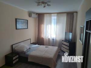 1-к квартира, посуточно, 42м2, 1/17 этаж