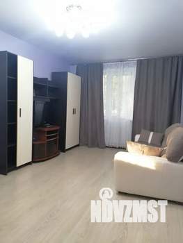 2-к квартира, посуточно, 44м2, 3/5 этаж