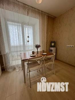 2-к квартира, посуточно, 40м2, 1/10 этаж