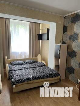 1-к квартира, посуточно, 40м2, 1/5 этаж