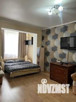 1-к квартира, посуточно, 40м2, 1/5 этаж