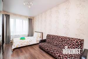 1-к квартира, посуточно, 37м2, 1/1 этаж