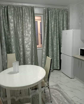 1-к квартира, на длительный срок, 38м2, 24/25 этаж