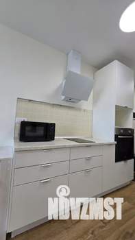 Студия квартира, посуточно, 32м2, 10/17 этаж