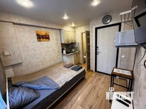 Студия квартира, посуточно, 16м2, 1/9 этаж