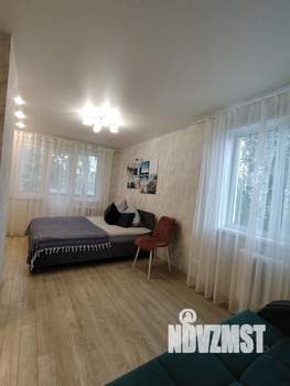 1-к квартира, посуточно, 35м2, 1/1 этаж