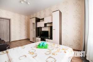 1-к квартира, посуточно, 37м2, 1/1 этаж