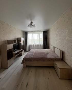 1-к квартира, вторичка, 42м2, 10/19 этаж