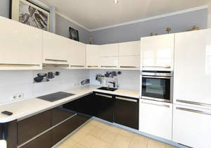 2-к квартира, вторичка, 93м2, 10/17 этаж