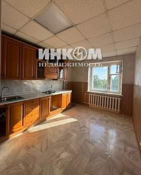 2-к квартира, вторичка, 63м2, 5/5 этаж