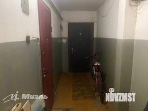 4-к квартира, вторичка, 68м2, 1/9 этаж