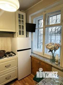 2-к квартира, вторичка, 44м2, 1/5 этаж