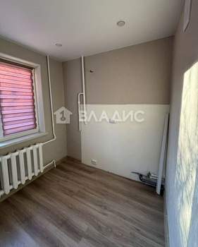 2-к квартира, вторичка, 45м2, 1/5 этаж