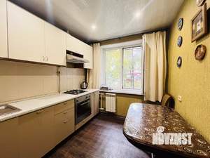 2-к квартира, вторичка, 49м2, 1/5 этаж