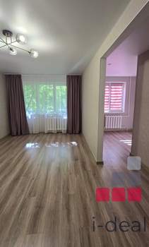 2-к квартира, вторичка, 45м2, 1/5 этаж