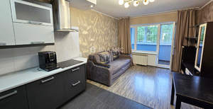 2-к квартира, вторичка, 77м2, 1/14 этаж