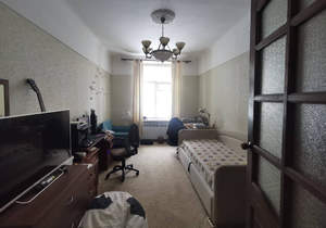 2-к квартира, вторичка, 62м2, 1/5 этаж